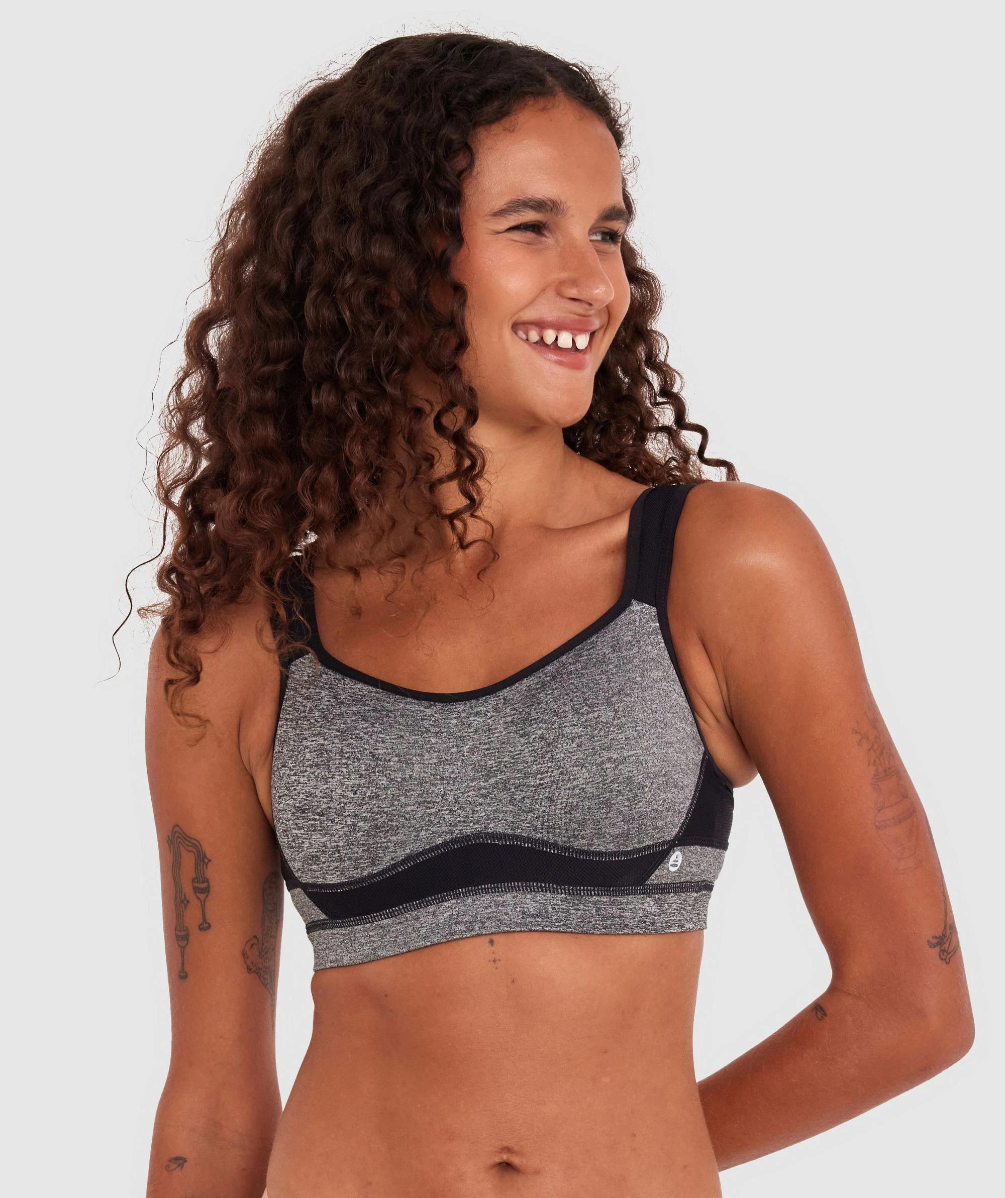 Cool It Contour Underwire Sports Bra - Grey/Black